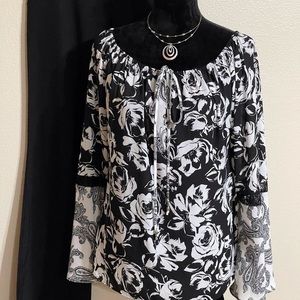 WHITE HOUSE BLACK MARKET‎ FLORAL BLOUSE SZ MED